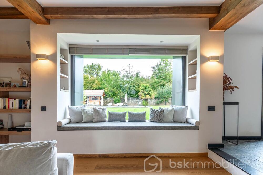 à vendre  Propriété/château Saint-Jorioz (74410)