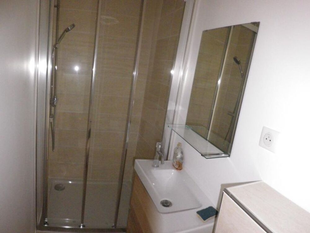 Location Appartement Studio de 26m2 à louer sur Paris 18 Paris 18