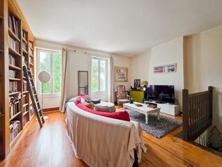  Propri�t�/ch�teau � vendre 10 pi�ces 300 m�