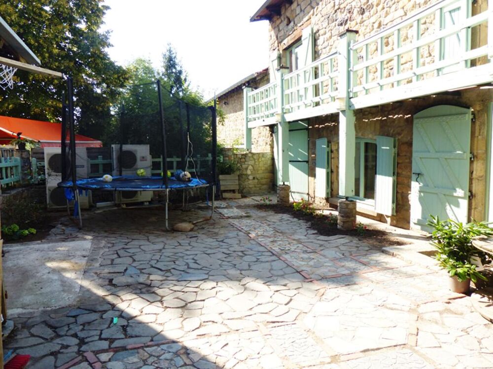 Vente Maison Jolie maison en pierre de 159 m² à Saint-Julien Chapteuil Saint julien chapteuil