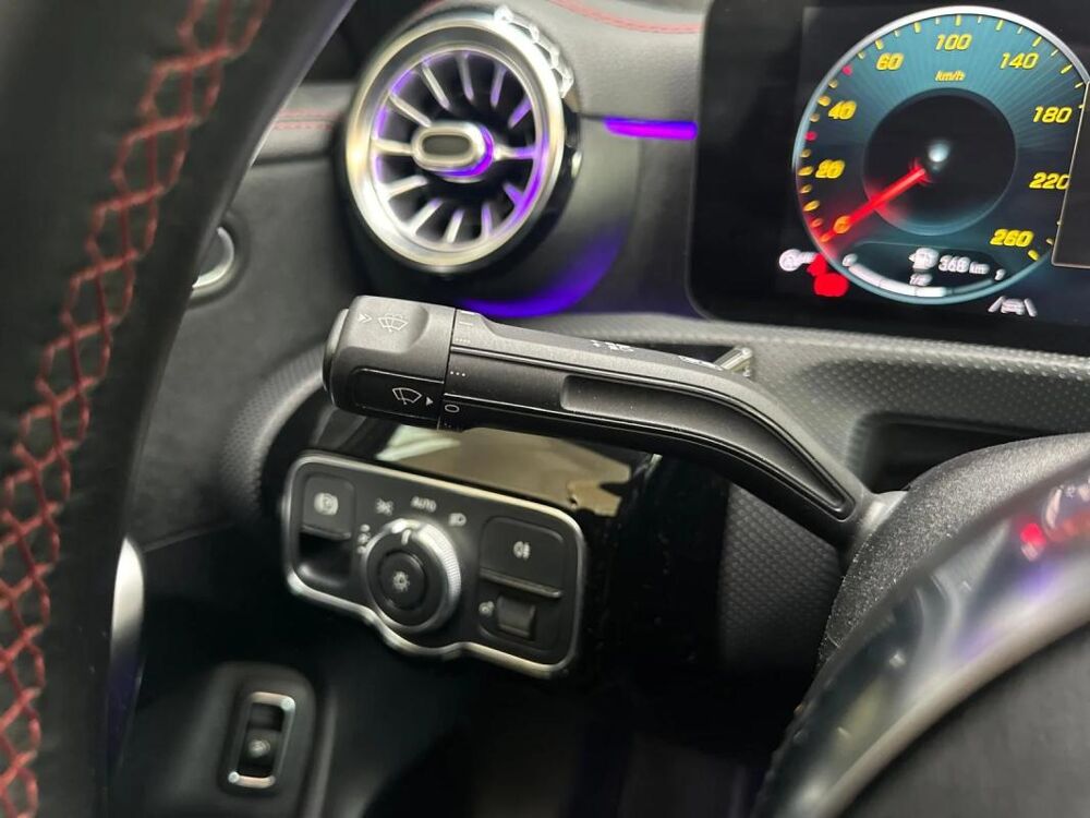 Classe CLA BENZ 200 AMG LINE – TOIT OUVRANT SI&Egrave;GES CHAUFFANTS ENTRETIEN 2020 occasion 73000 Chambery