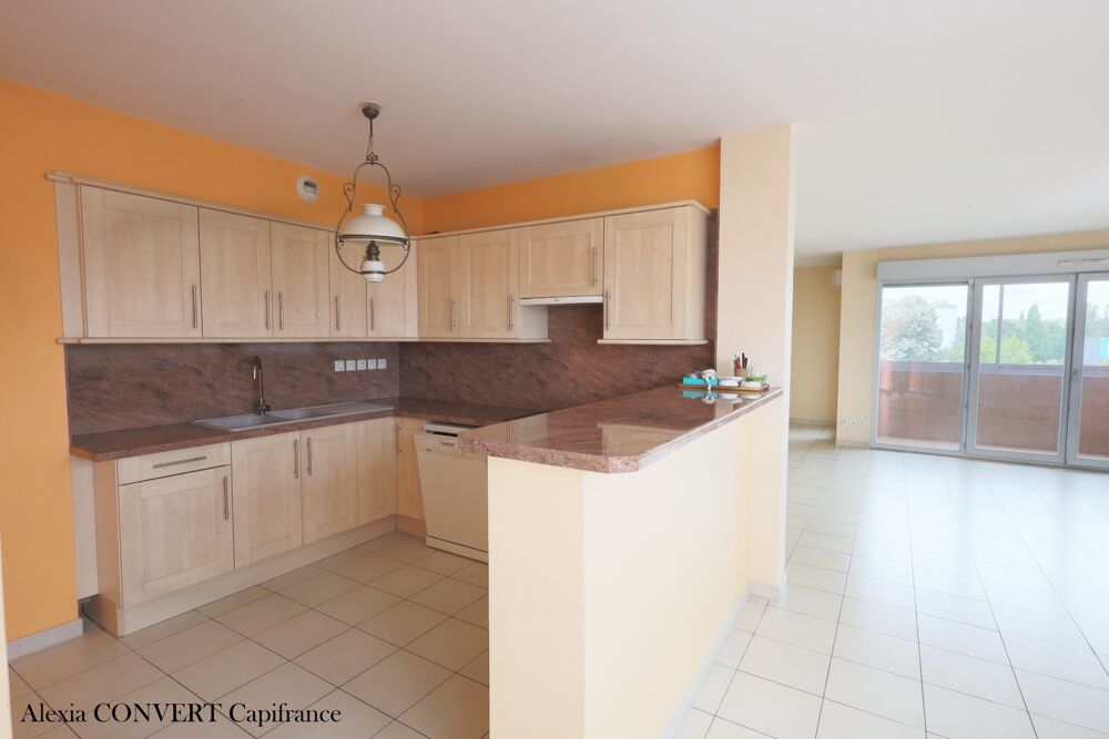 Vente Appartement Appartement à vendre 5 pièces garage+ cave + parking BOURG EN BRESSE (01) Bourg en bresse