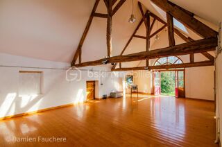  Remise / Grange � vendre 6 pi�ces 200 m� Sainte mesme