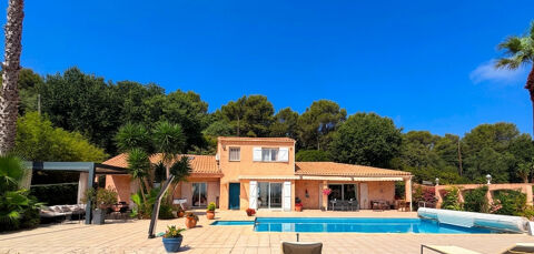   Splendide Villa T6 avec vue mer panoramique -  Piscine - Double garage Villa - 6 pièce(s) - 230 m²