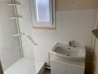  Appartement à louer 4 pièces 74 m²