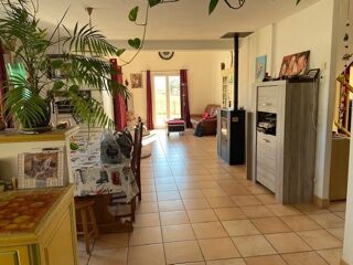  Villa à louer 5 pièces 155 m²