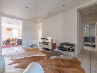  Appartement à louer 5 pièces 160 m²
