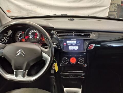 C3 1.2 VTI 82 EXCLUSIVE 5P 2015 occasion 06640 Saint-Jeannet