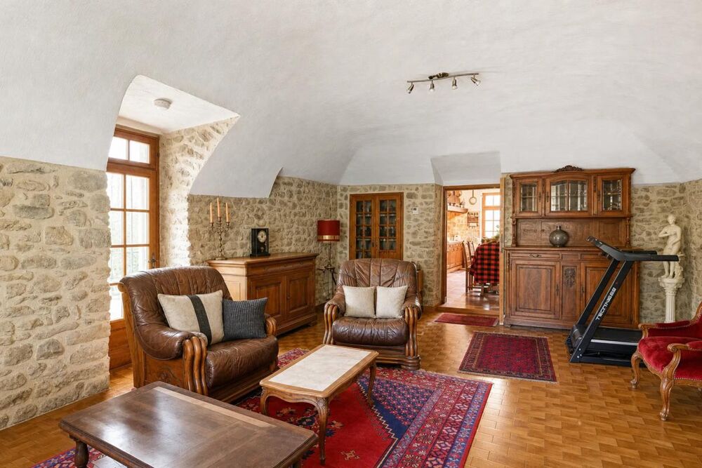 Vente Maison Maison de 10 pièces de 197 m² à Saint-Florent-sur-Auzonnet Saint florent sur auzonnet