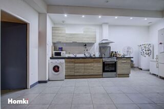  Immeuble à vendre 8 pièces 285 m²