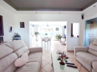  Propri�t�/ch�teau � vendre 5 pi�ces 150 m�