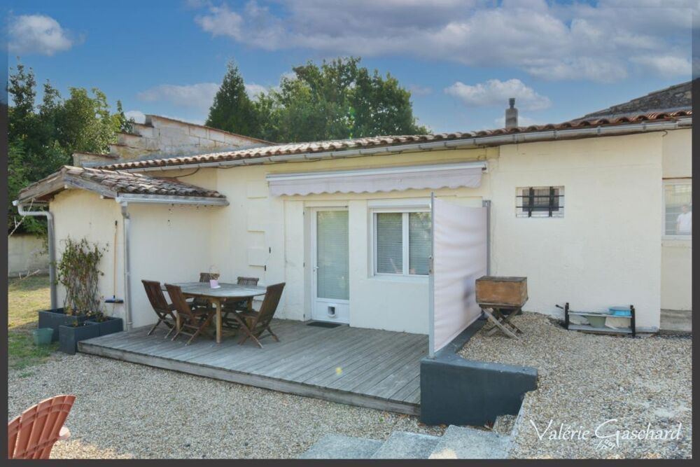 Proche Coutras Maison 2 chambres et jardin