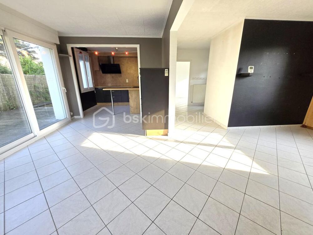 ? Maison familiale 3 chambres + bureau  Quartier calme  Proche centre-ville Dinan