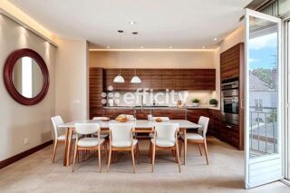  Maison à vendre 11 pièces 205 m²