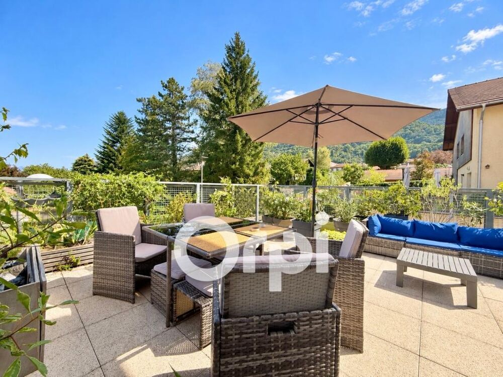 Goncelin  Charmant duplex avec grande terrasse, cave et parking couvert