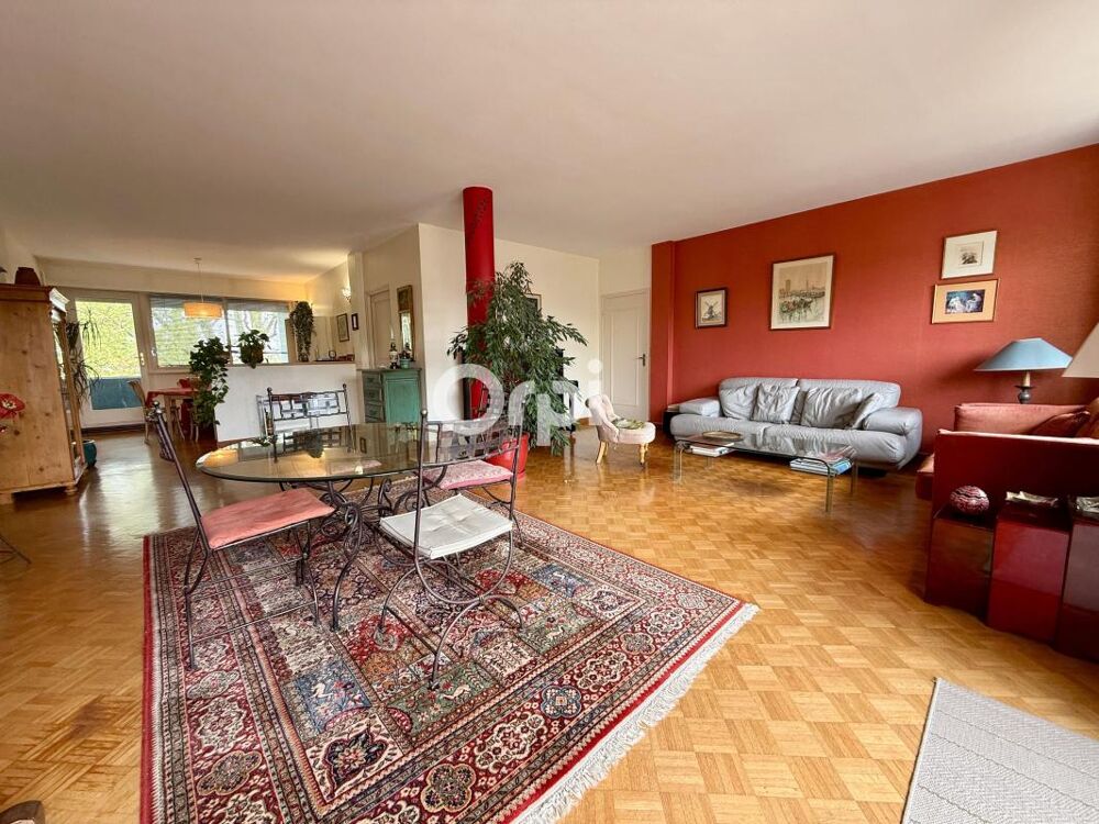 Appartement 127m2 traversant balcon garage et parking