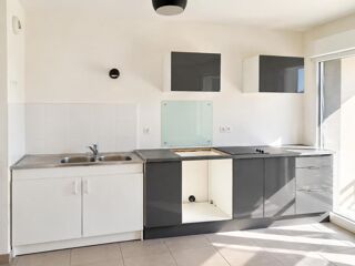 Location Appartement T2 avec balcon et parking à MARSEILLE Marseille 14