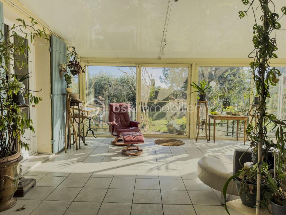 Vente Villa Maison familiale 217 m² avec piscine à Bédarrides, entre Avignon et Carpentras Bedarrides