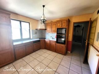  Maison à vendre 10 pièces 240 m²