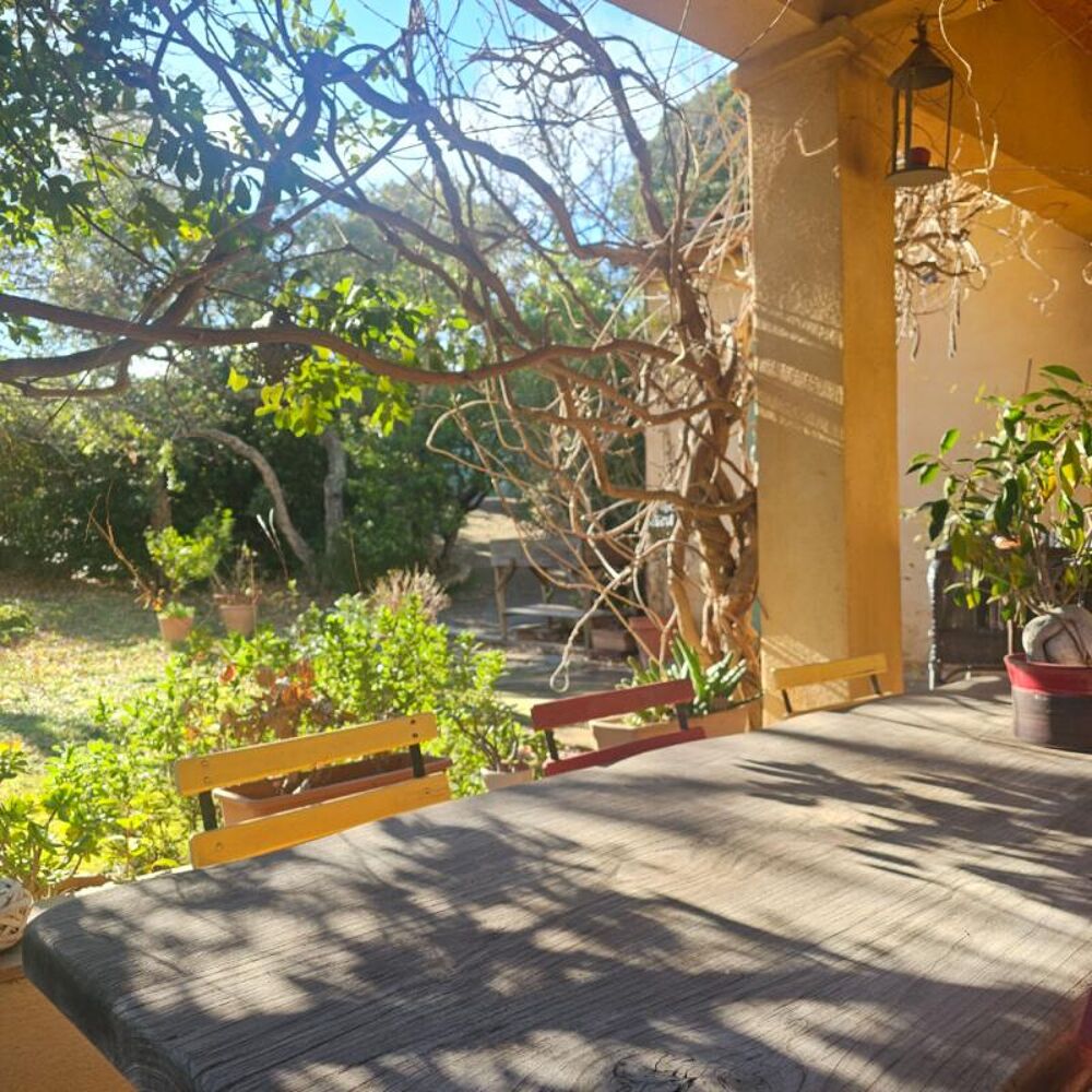 à vendre  Villa Grimaud (83310)