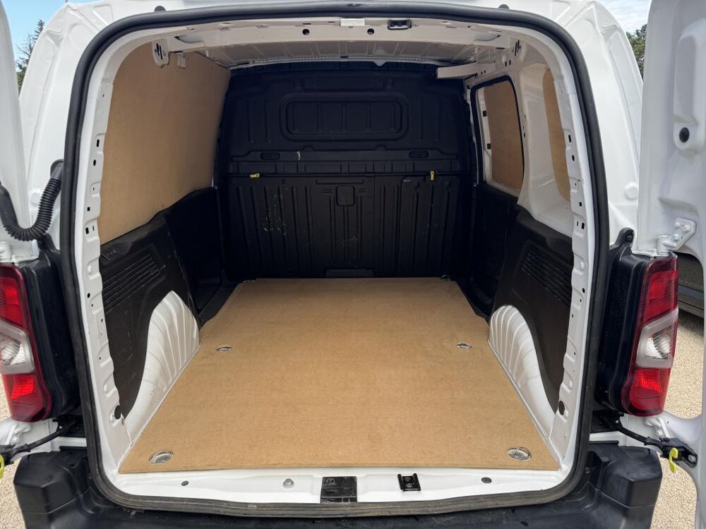 Berlingo Driver M 1000 1.5 BlueHDI 100 CV BVM5 2020 occasion 84300 Cavaillon