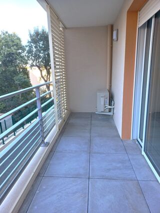  Appartement à louer 2 pièces 40 m²