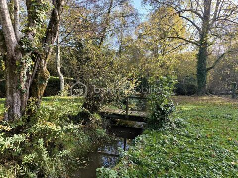   Maison en pierres avec d�pendances et terrain � charme, espace et proximit� des commodit�s Maison - 7 pi�ce(s) - 152 m�