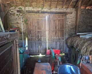  Propriété/château à vendre 2 pièces 116 m²