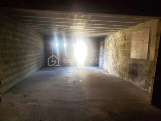  Parking / Garage � vendre 