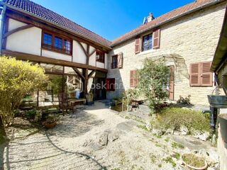  Maison  vendre 7 pices 132 m