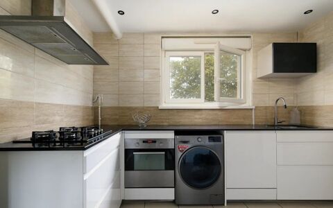  Appartement  louer 1 pice 80 m