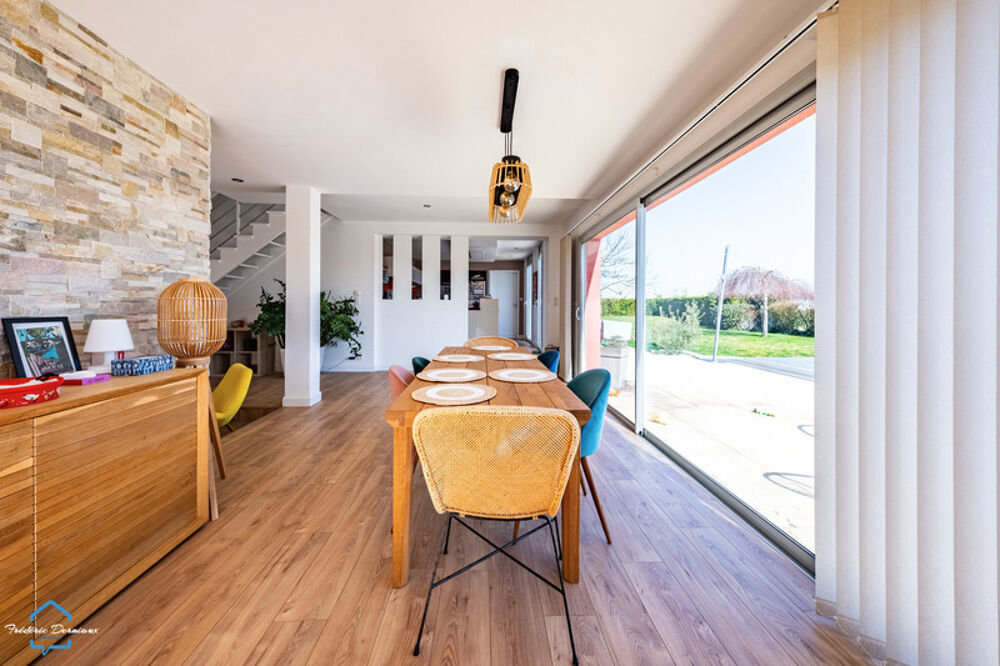 Maison à vendre Maison Contemporaine de Type 6 - Piscine - Terrain 1000m²