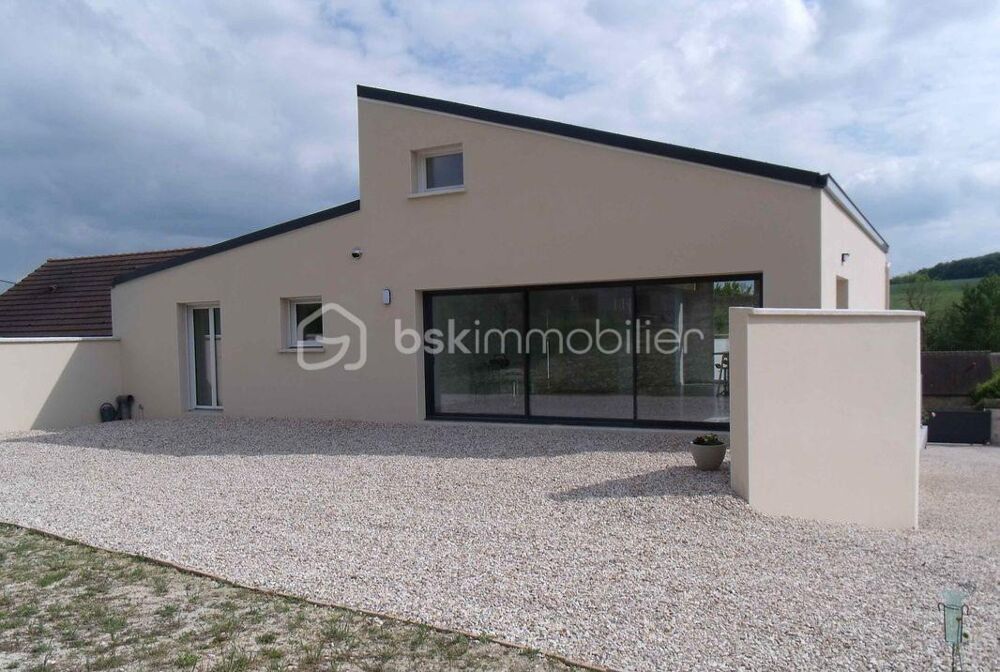 Maison neuve d'Architecte et d'ingénieur de 216 m² à Nailly
