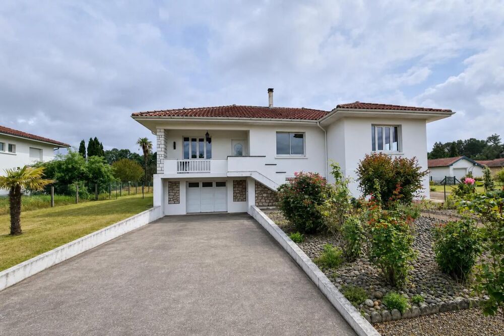 Maison 6 pièces, piscine et dépendance à Tartas