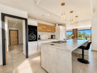  Maison à vendre 5 pièces 240 m²