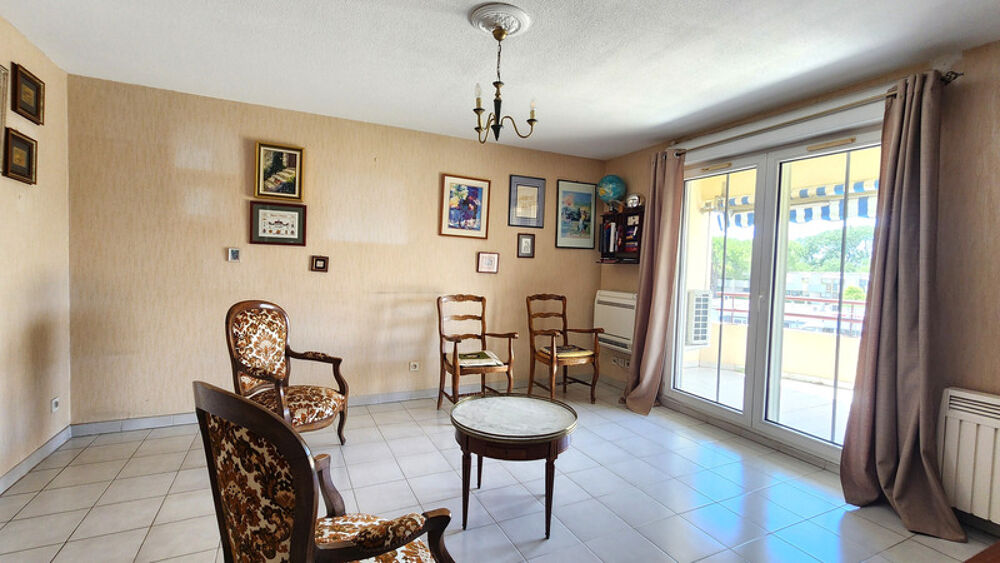 Appartement spacieux, lumineux, très bien équipé, confortable, clim, double vitrage, Alco