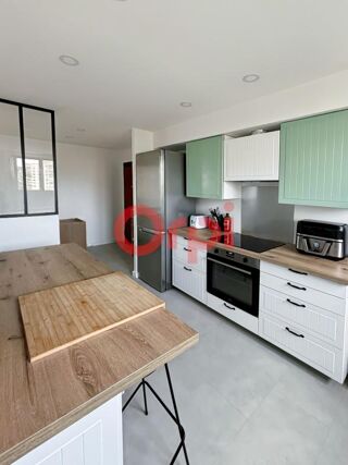  Appartement à louer 3 pièces 87 m²