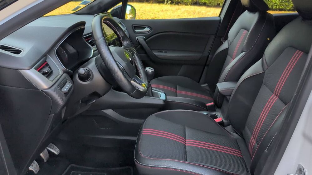 Captur 1.3 TCe 140 Mild Hybrid RS Line 2022 occasion 69280 Sainte Consorce