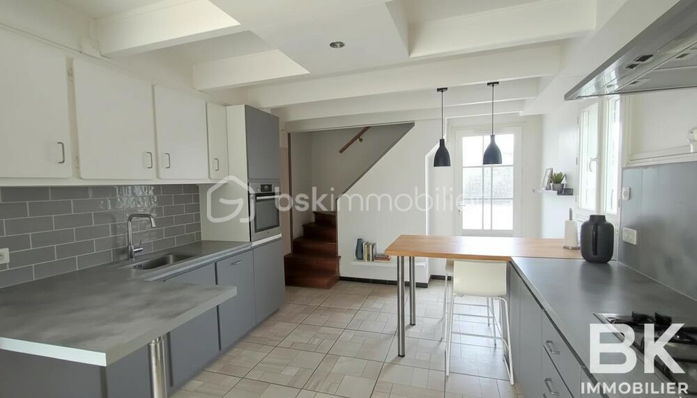 Maison de 71 m²  2 chambres  Jardin  Annexe aménageable 2 stationnements