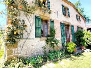  Propriété/château à vendre 15 + pièces 472 m²