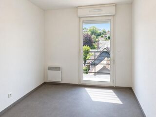  Appartement à louer 3 pièces 69 m²