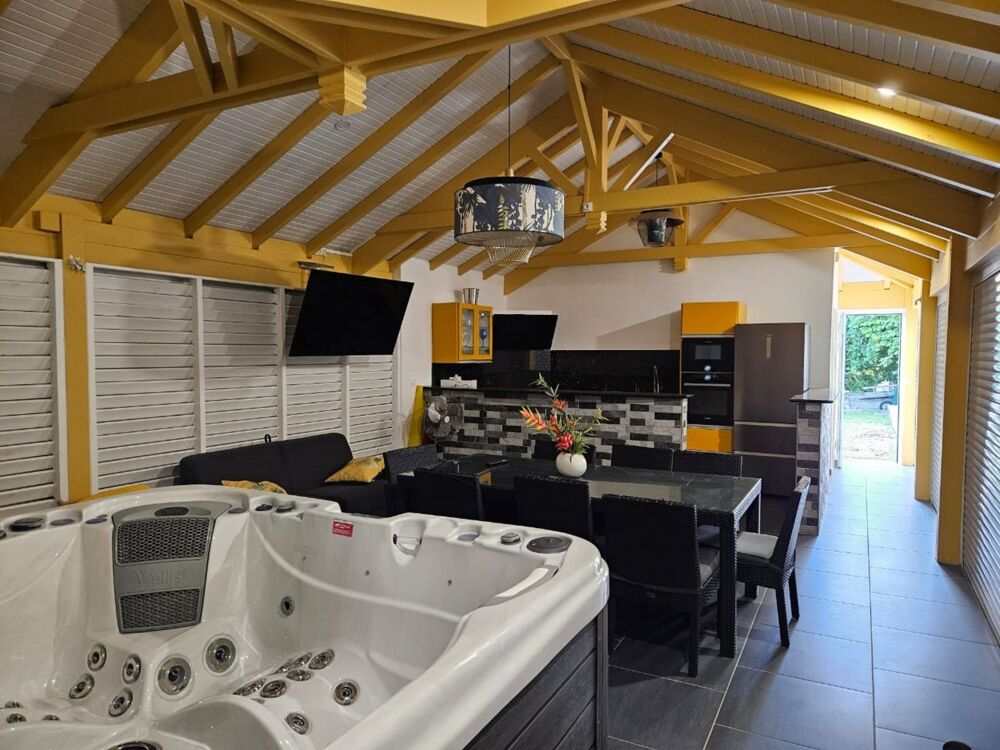 Vente Maison Maison à vendre 6 pièces SAINTE ANNE (971) Sainte anne