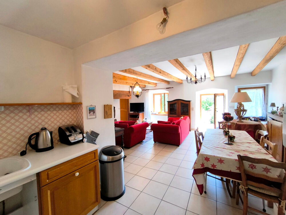 Vente Appartement Appartement de charme au cœur du village – T3 de plus de 90 m² avec jardin Viuz en sallaz