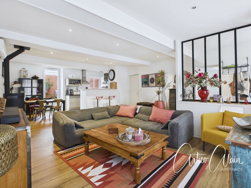 Maison de village 136 m² avec cours et garage au centre de Villefranche de Lauragais