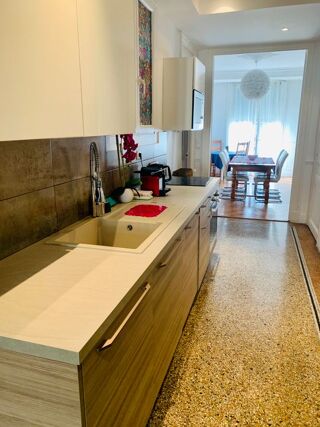  Appartement à louer 5 pièces 110 m²