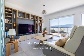 Vente Appartement Référence : 6813-ANB - Appartement T4 en attique avec terrasse de 90m2, garage, cave et 2 places de parking Epagny