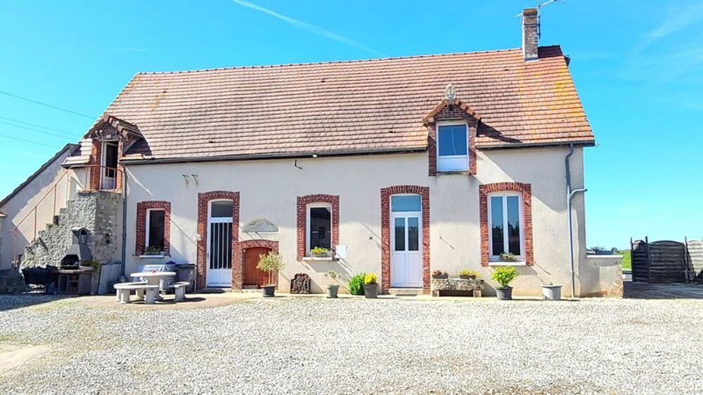 CHARTRES - ENSEMBLE IMMOBILIER - HABITATION 175 m² AVEC GRANGE 200 m² - PARCELLES 5000 m2