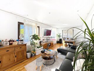  Maison � vendre 15 + pi�ces 240 m�