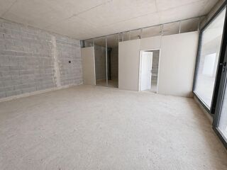 Immeuble à vendre 1 pièce 64 m²