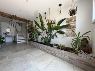  Propriété/château à vendre 6 pièces 212 m²